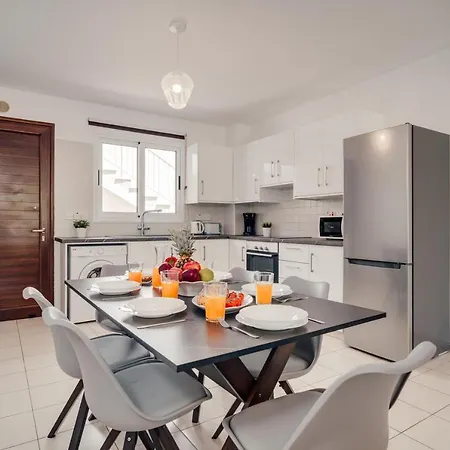Helena Appartement *